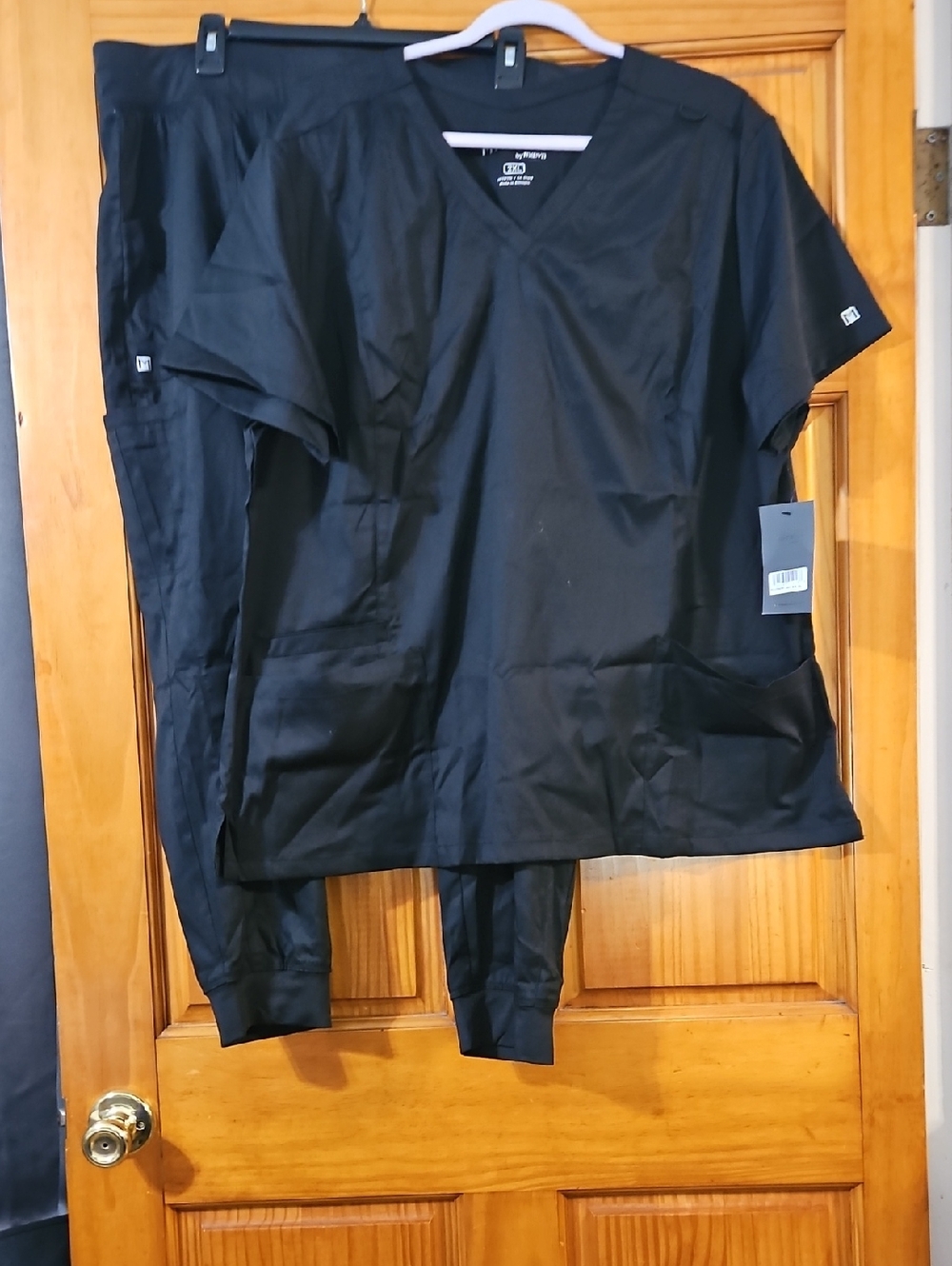Matrix Scrub Set By Maevn